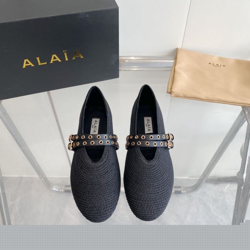 Other flat shoes